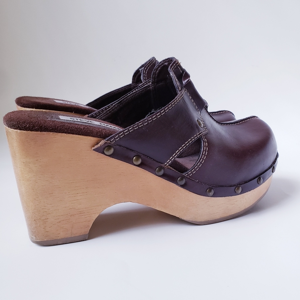 Steve Madden Brown Leather Slip-on Clogs - Picture 4 of 16